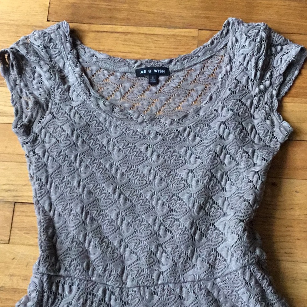 Dress - Picture 3 of 4
